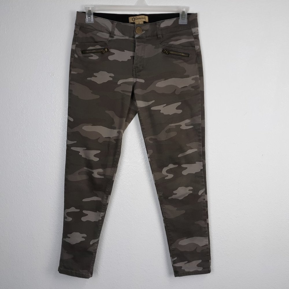 Democracy Ab Technology Women's Skinny Jeans Size 8 Green Camouflaged Accent Zip